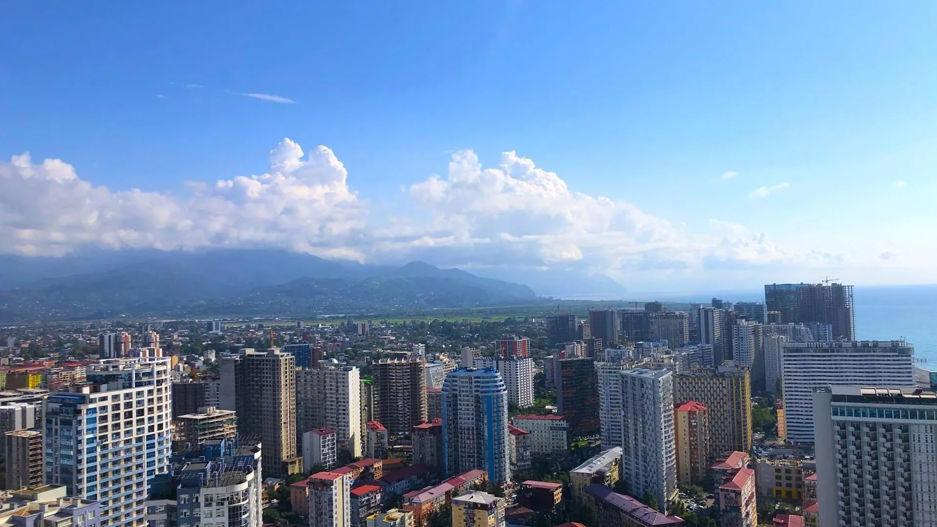 Suites In Orbi City Батуми 0*,