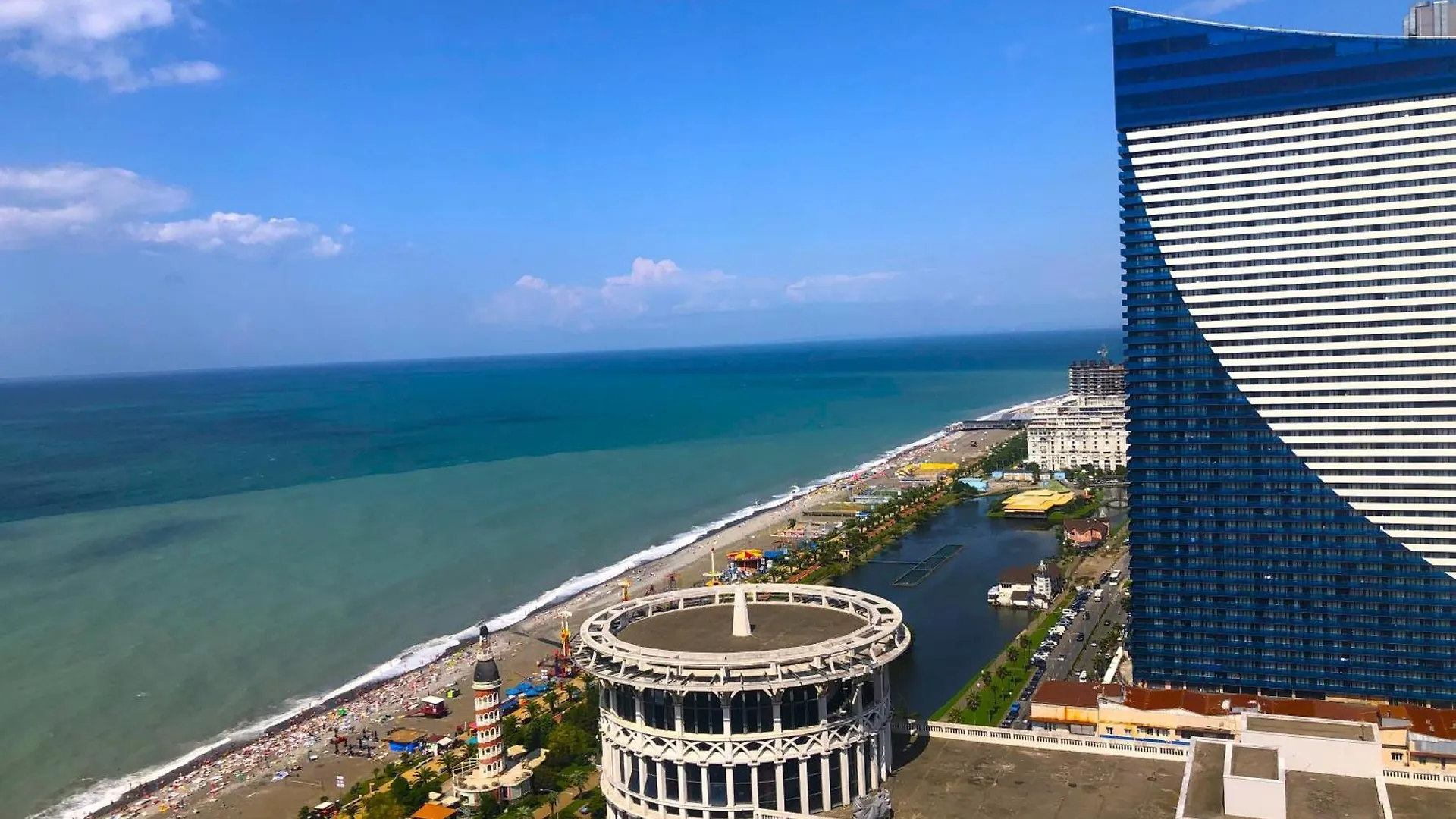 Suites In Orbi City Батуми