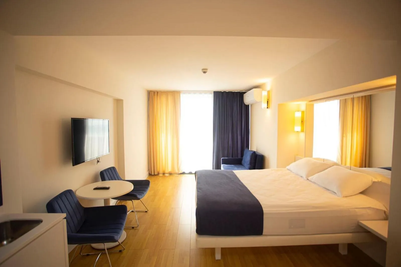 Suites In Orbi City Батуми Апартаменты