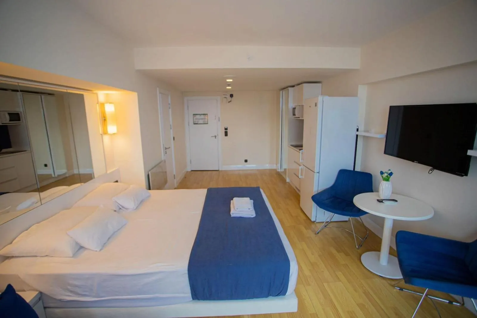 Suites In Orbi City Батуми