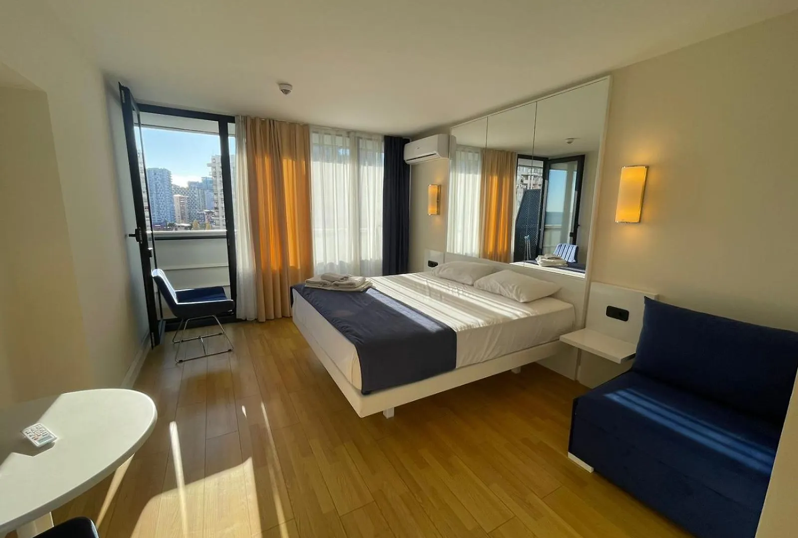 Suites In Orbi City Батуми Апартаменты